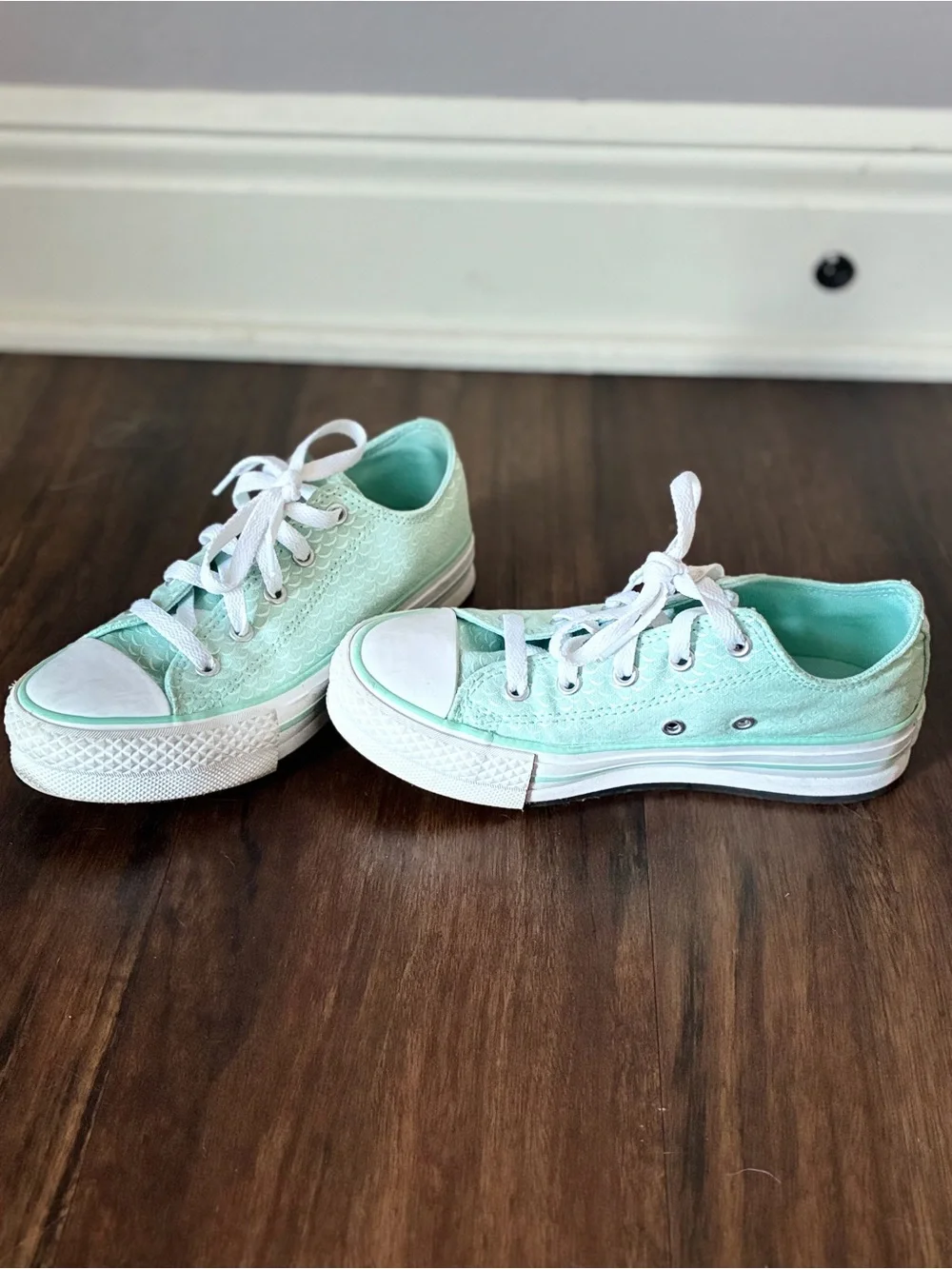 Converse All Star Youth Mint Green Textured Sneakers Size 2